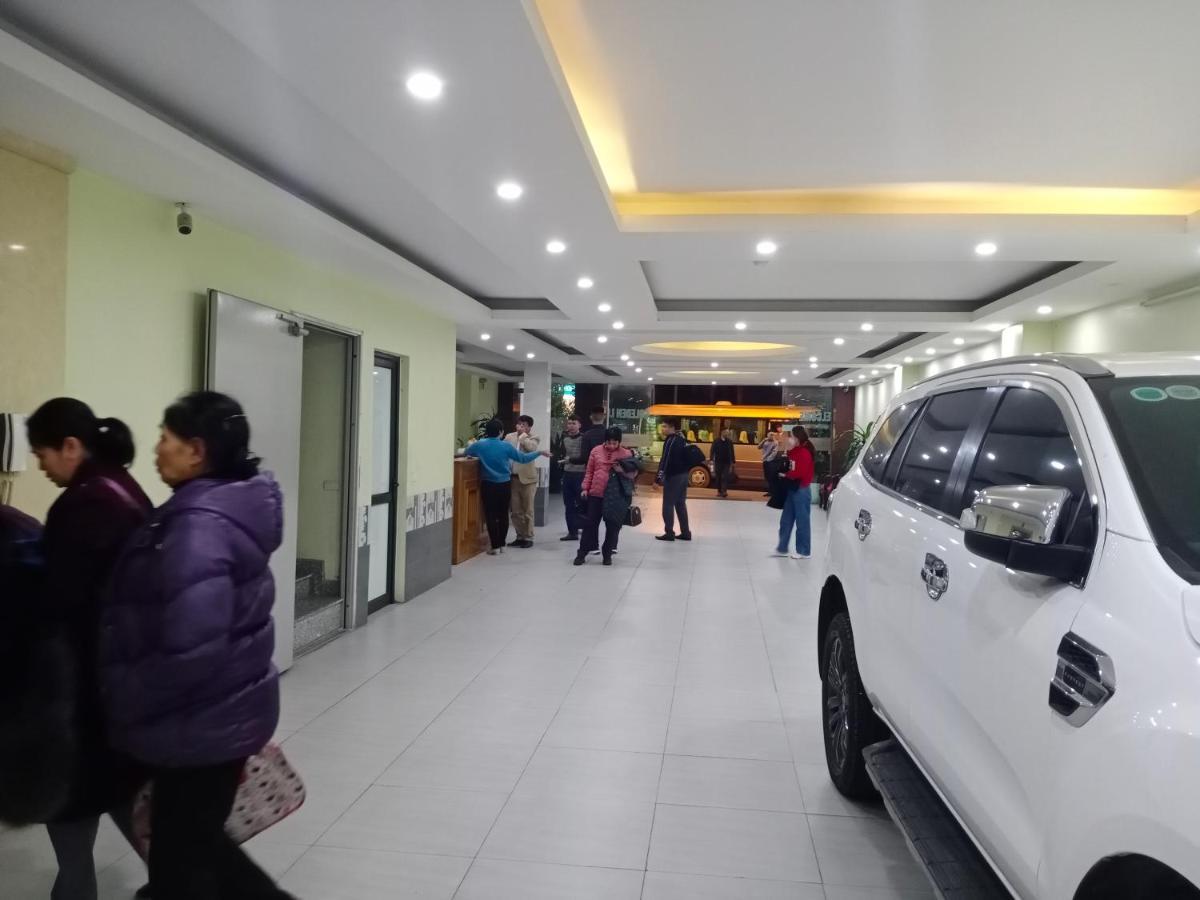 Golden Lotus Airport Hotel & Travel Thach Loi Exterior foto